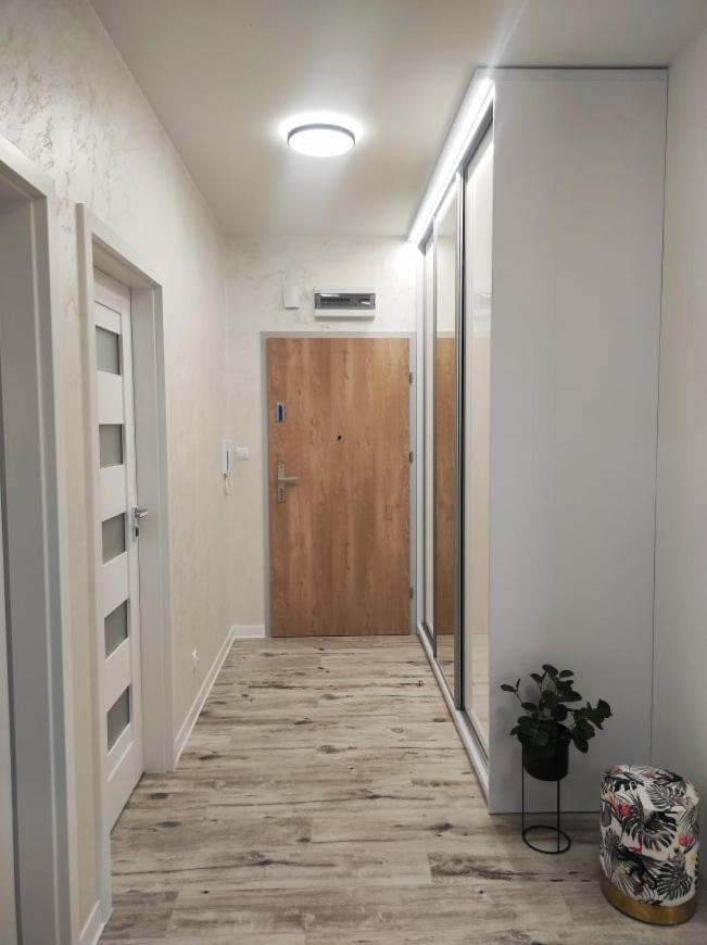 Sun River Apartament ايوافا المظهر الخارجي الصورة