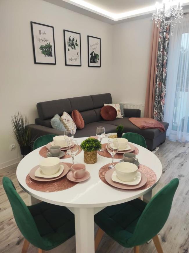 Sun River Apartament ايوافا المظهر الخارجي الصورة