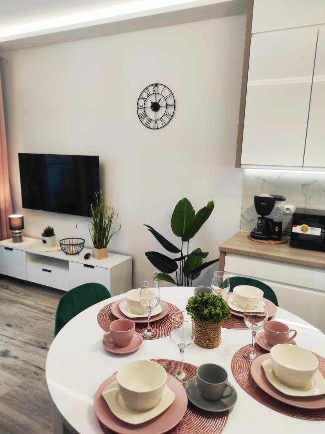 Sun River Apartament ايوافا المظهر الخارجي الصورة